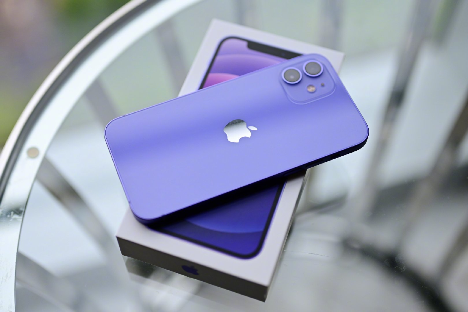 Công nghệ sạc ngược đã có thể xuất hiện ở iPhone 12